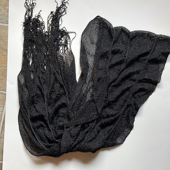 Black/Silver Speckled Scarf - Picture 4 of 4